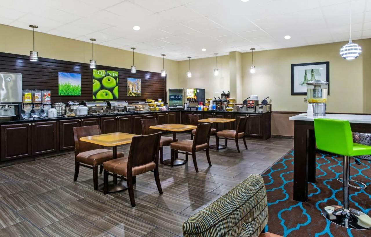 La Quinta By Wyndham Wytheville Exterior photo