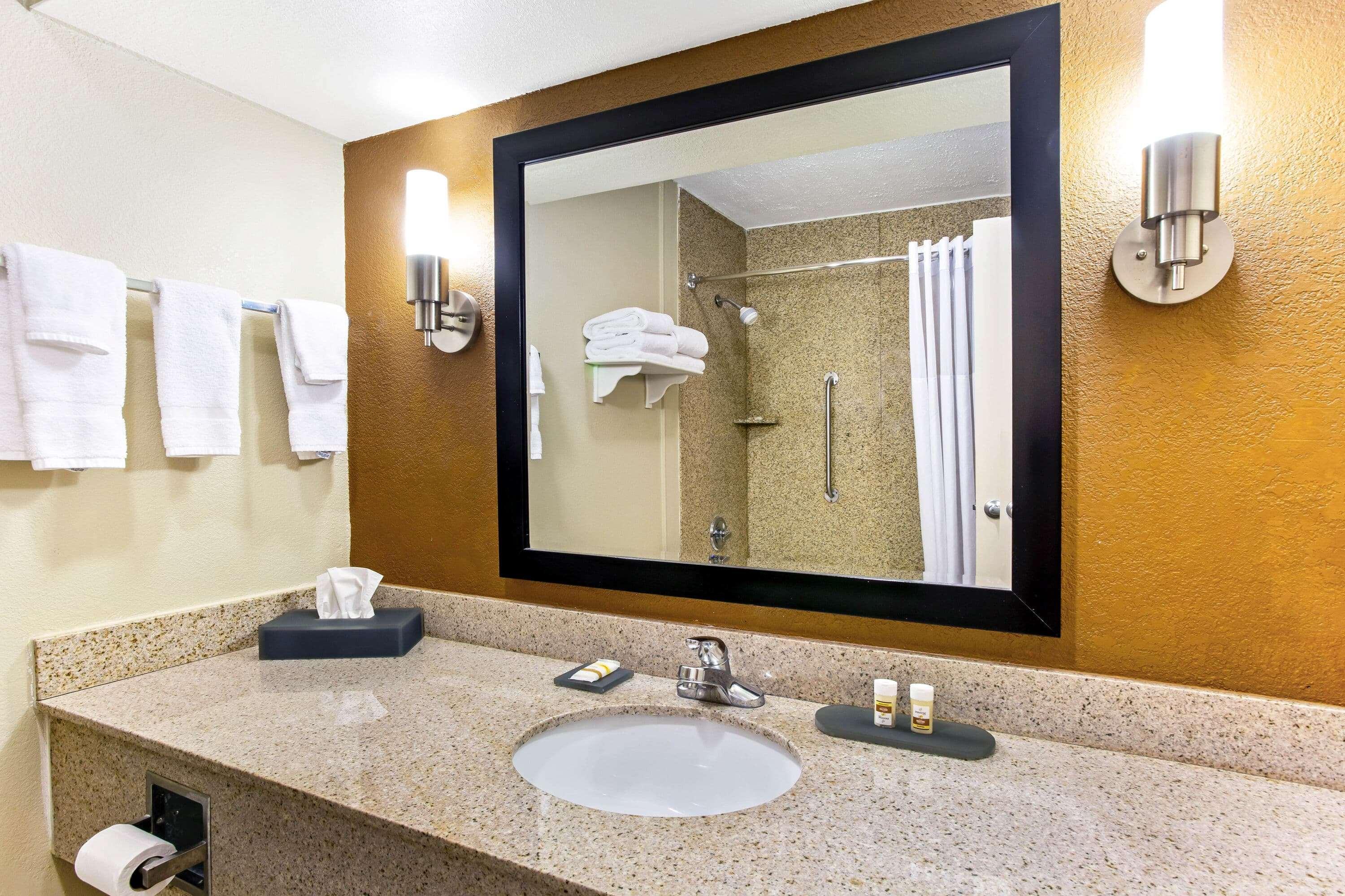 La Quinta By Wyndham Wytheville Exterior photo
