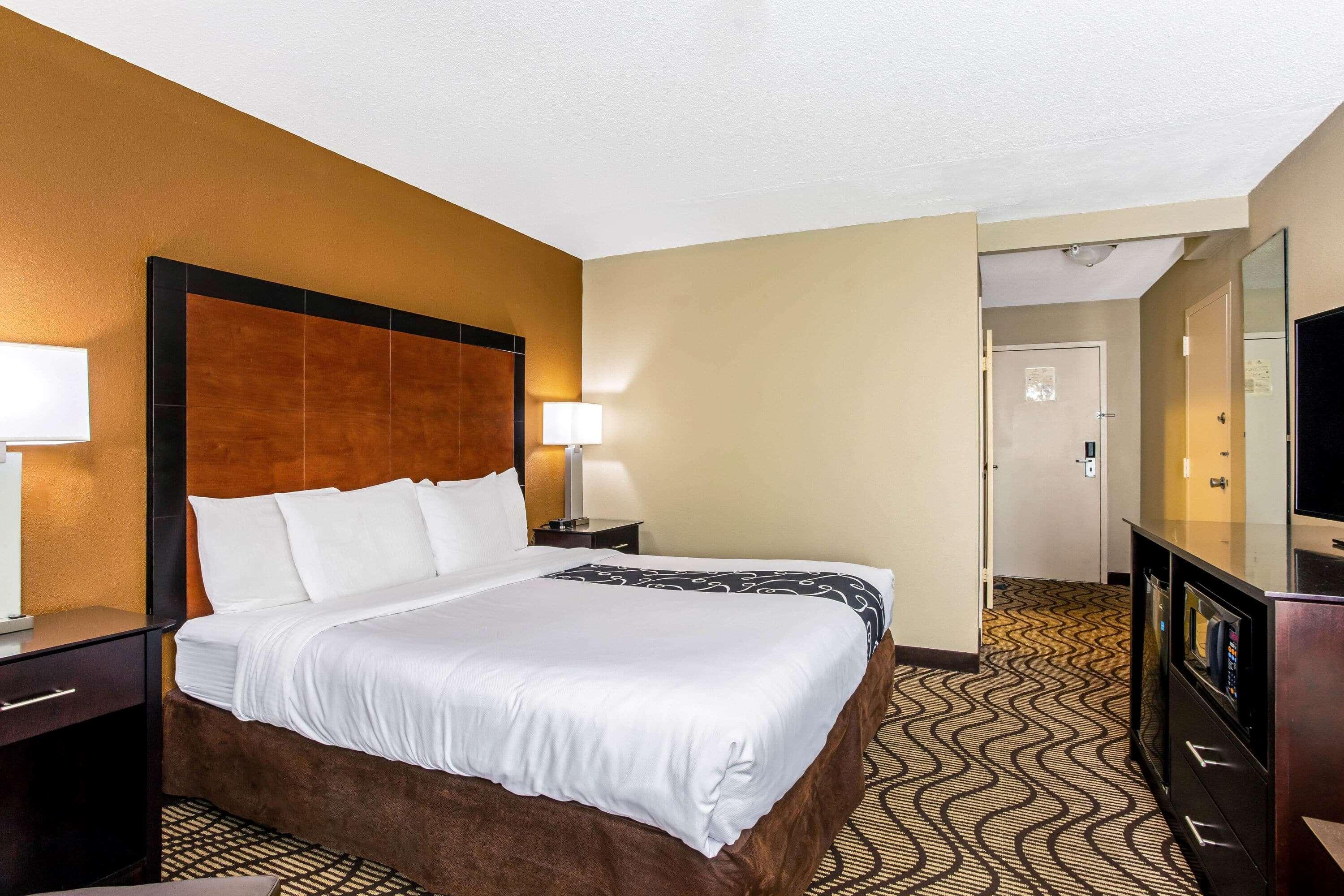 La Quinta By Wyndham Wytheville Exterior photo